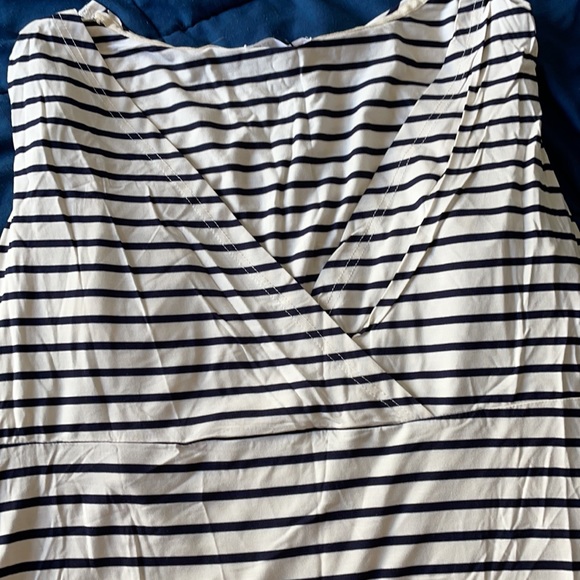 Small Show nursing shirt BRAND NEW navy and white striped size L - Picture 4 of 4
